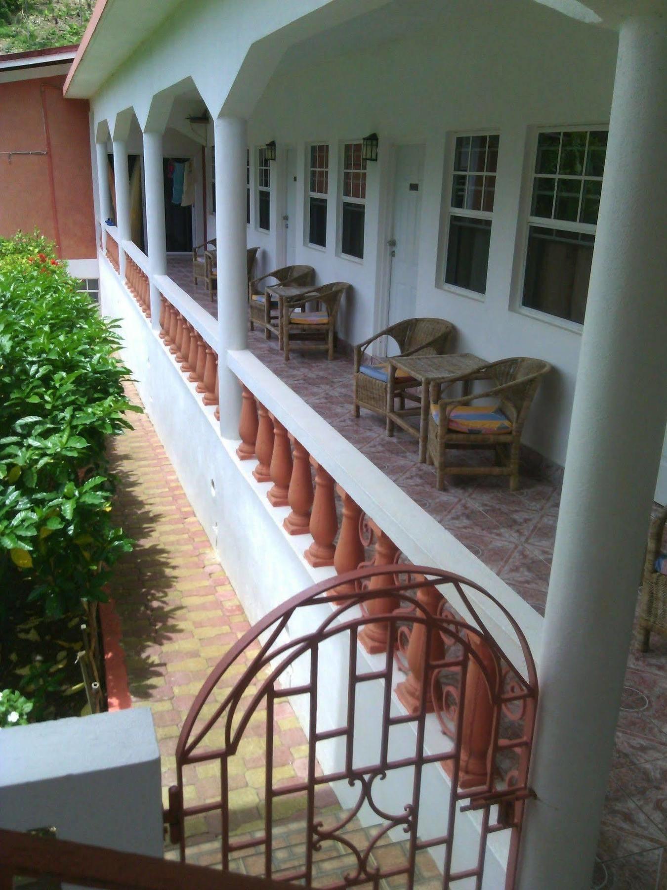 Polish Princess Guest House Port Antonio Eksteriør billede