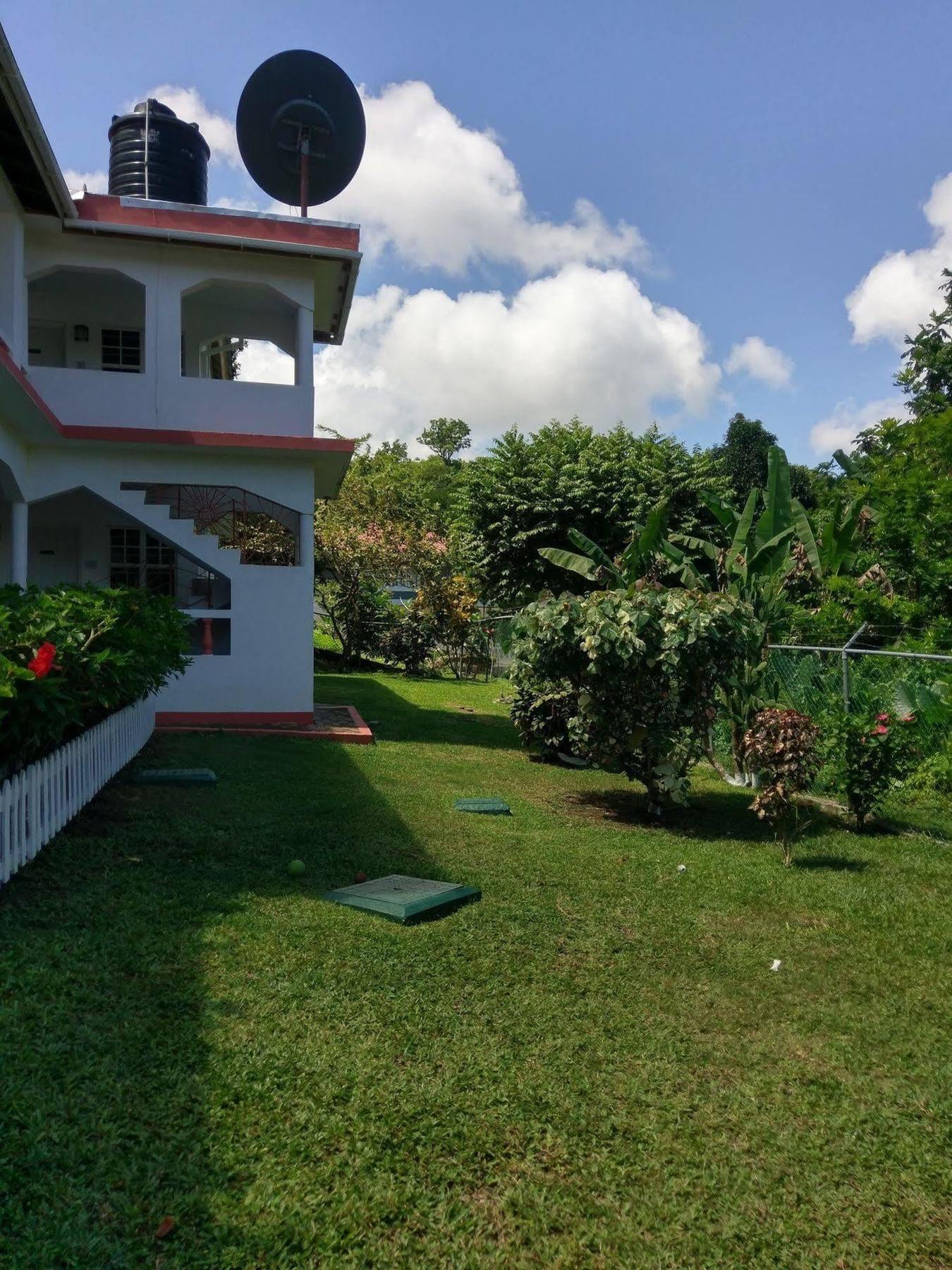 Polish Princess Guest House Port Antonio Eksteriør billede